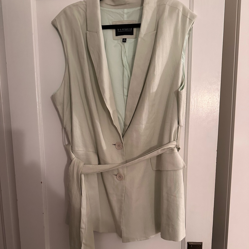 Eloquii linen set - long vest and crop pants - Picture 3 of 6